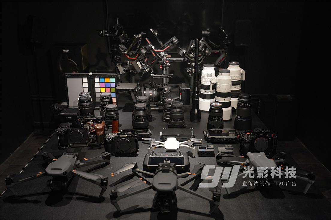联系我们.jpg